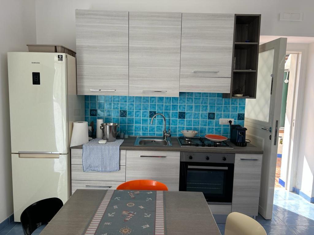 Marechiaro House Bed & Breakfast Наполи Екстериор снимка